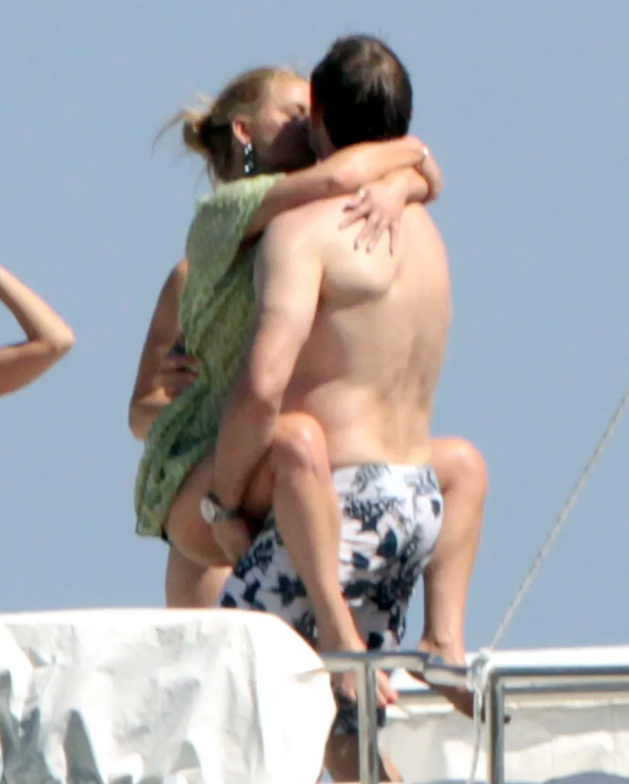 1404319855_july 10 2010 zoom