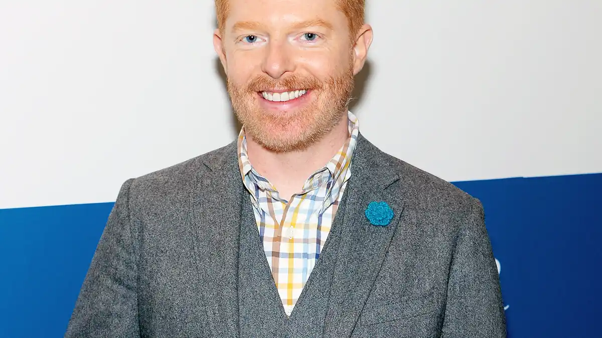 Jesse Tyler Ferguson shares 25 you don't know about him with Luxury Handbag Shopping