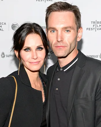 1406567582_486586817_courteney cox johnny mcdaid 350
