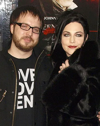 1406582510_amy lee baby 441