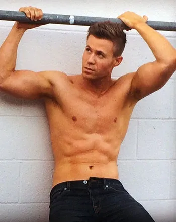 1406830869_ashley parker angel 441