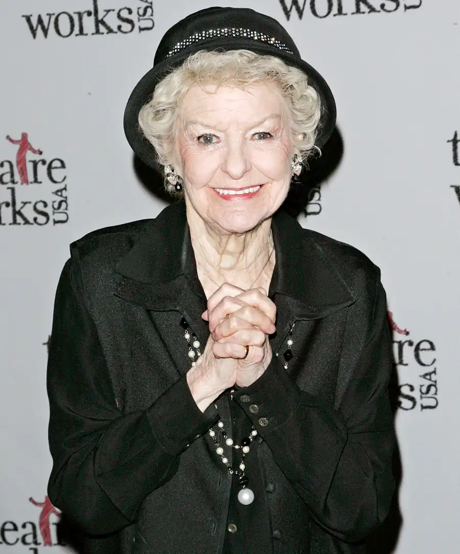1407859603_elaine stritch zoom