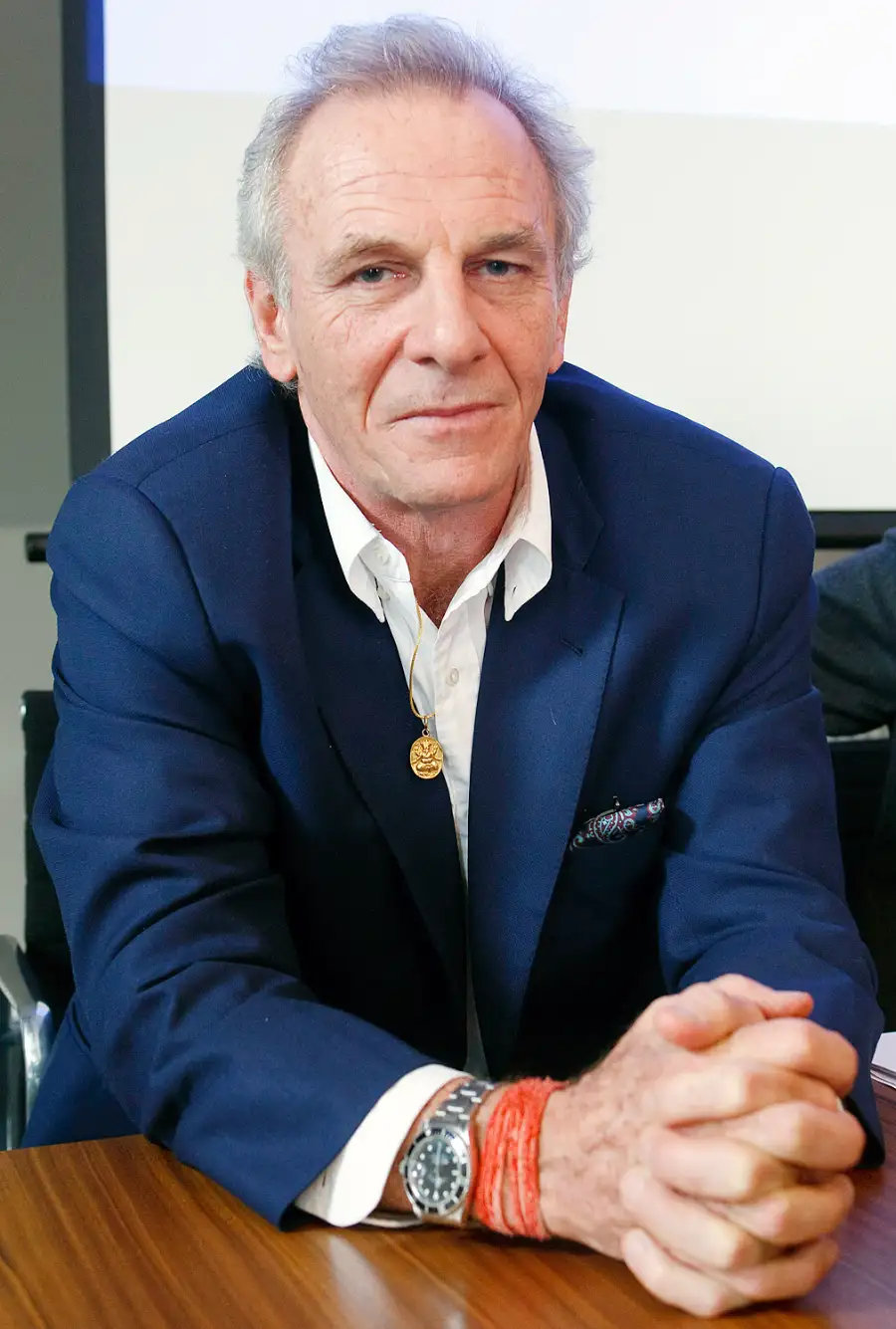 1407871209_mark shand zoom