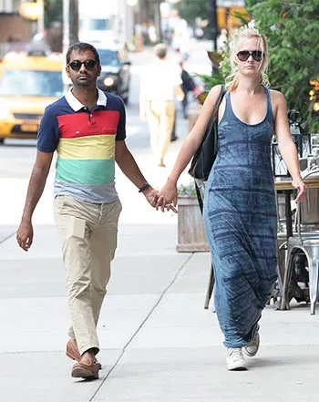 1408313432_aziz ansari g v