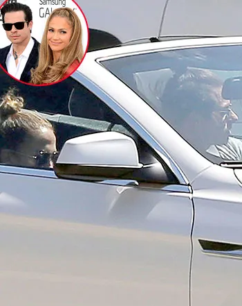 1408474388_jennifer lopez casper smart 441