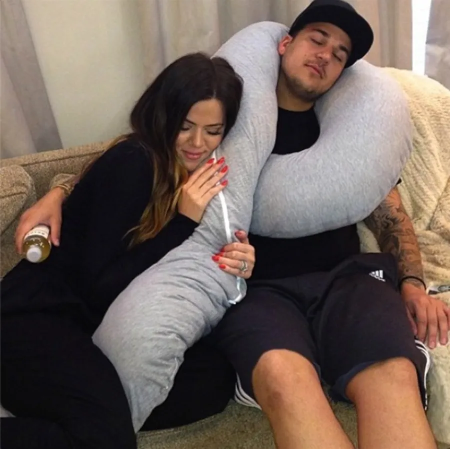 1409168639_khloe rob kardashian bff zoom