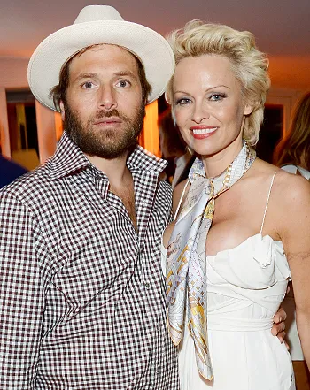 1410445551_pamela anderson rick salomon 441