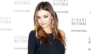 1412101364_miranda kerr no underwear 300