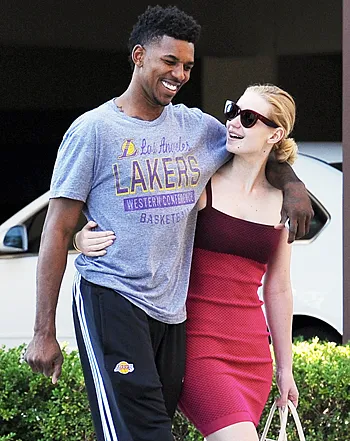 1412791732_iggy azalea nick young 441