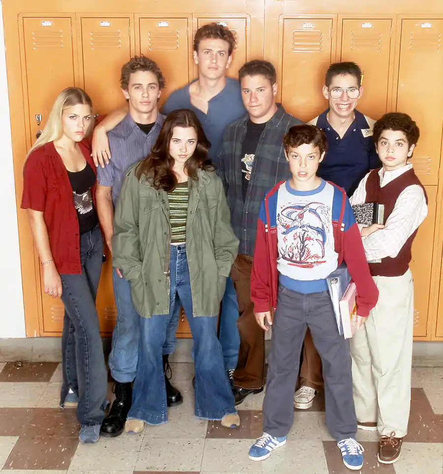 1413270079_183983950_freaks and greeks zoom