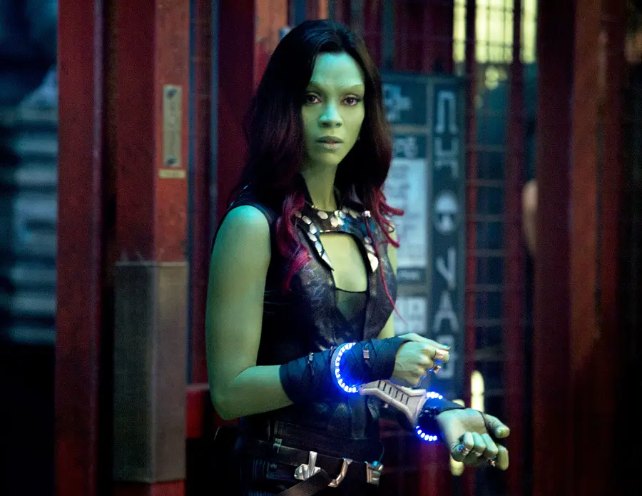 1413310448_zoe saldana zoom