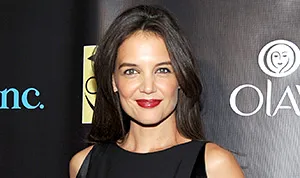 1414175850_katie holmes 300