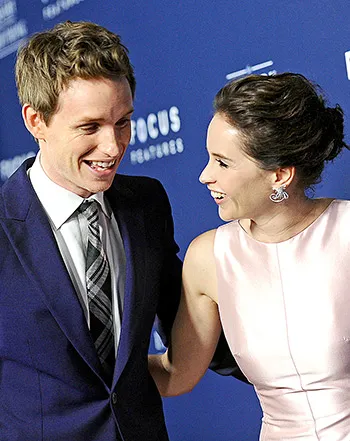 1414592270_eddie redmayne felicity jones 350