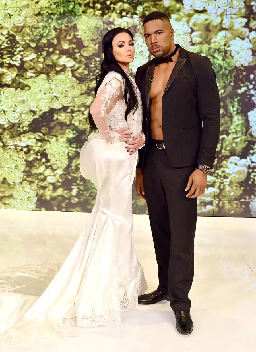 1414765990_kelly ripa michael strahan zoom