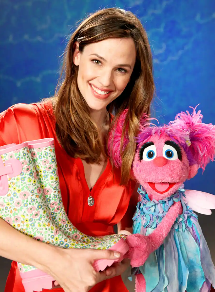 1415805472_jennifer garner zoom