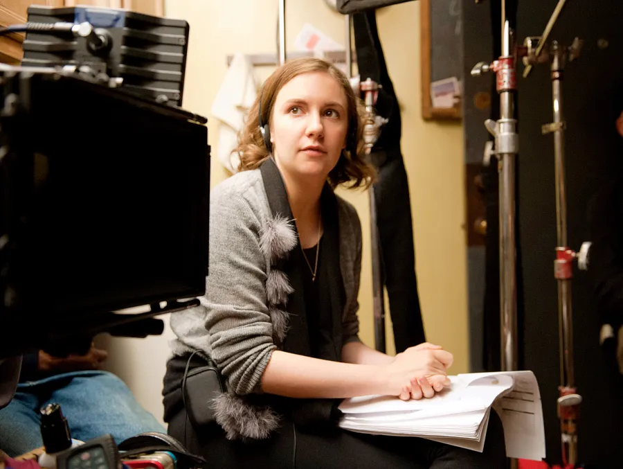 1416000945_lena dunham zoom