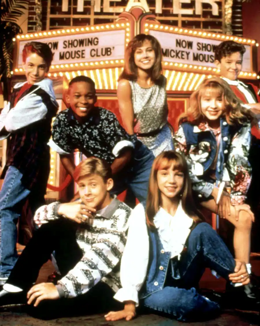 1417460688_britney spears mickey mouse club zoom