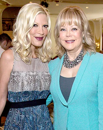 1417634478_tori candy spelling 441