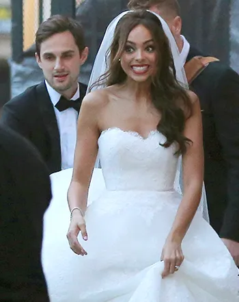 1417910317_amber stevens greek andrew j west wedding dress_3