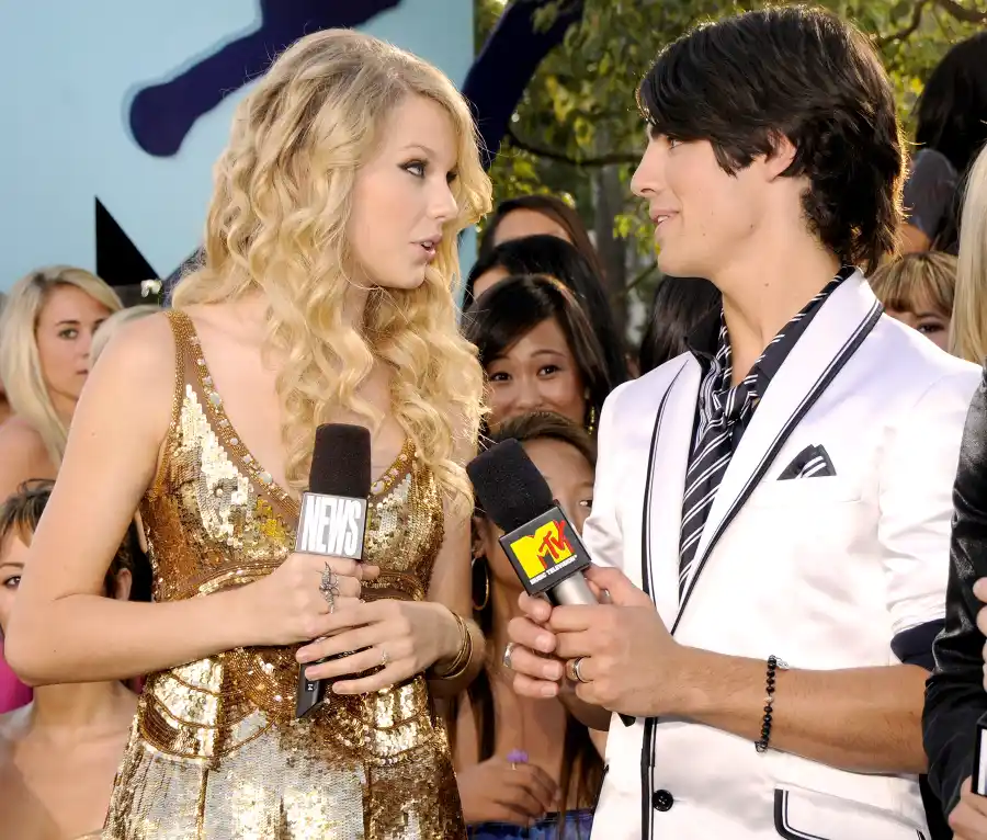 1418246126_1 forever and always zoom