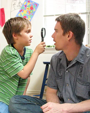 1419267414_boyhood ethan hawke 350