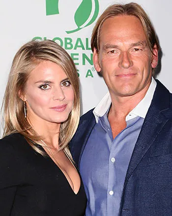 1419459210_eliza coupe v