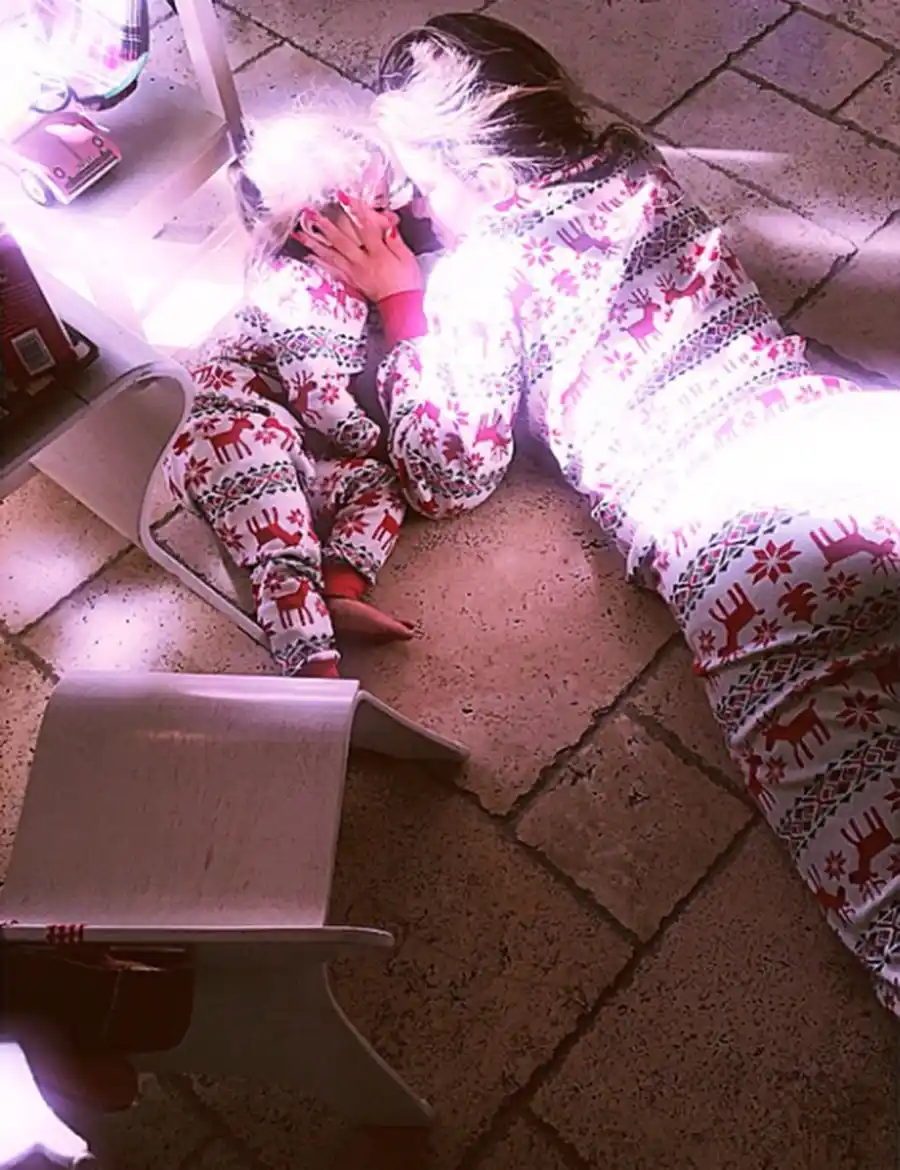 1420500694_khloe kardashian penelope zoom