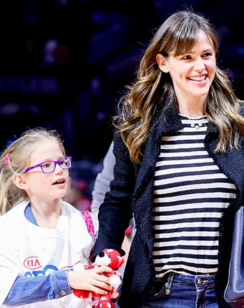 1421760513_jennifer garner violet affleck 441