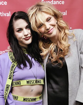 1422539927_frances bean courtney love 441