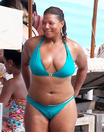 1422563740_queen latifah bikini 441
