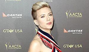 1422896684_scarlett johansson 300