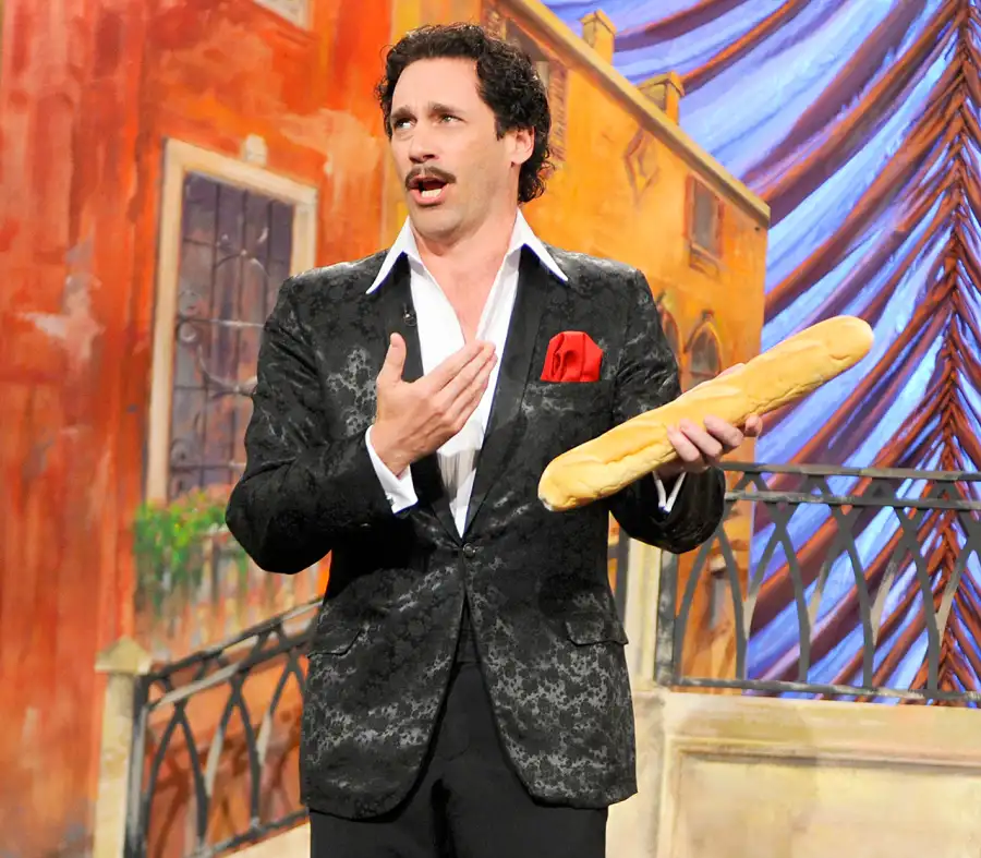 1423823311_144864484_jon hamm zoom