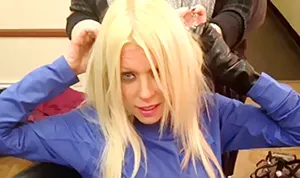 1424362778_tara reid vine 178