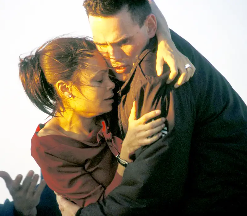 1424427501_mcdcras_ec029_h_thandie newton matt dillon crash zoom