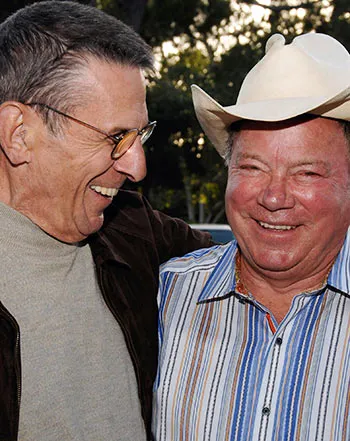 1425166239_william shatner v