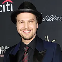 1425329342gavin degraw 206