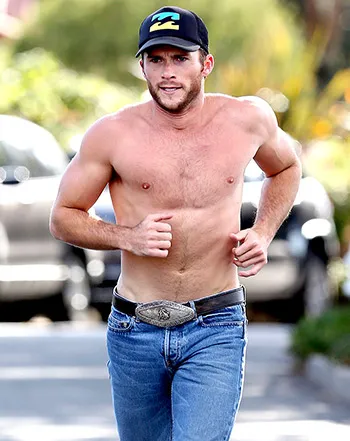 1425498649_scott eastwood 441