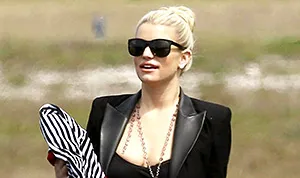 1426019326_jessica simpson 300