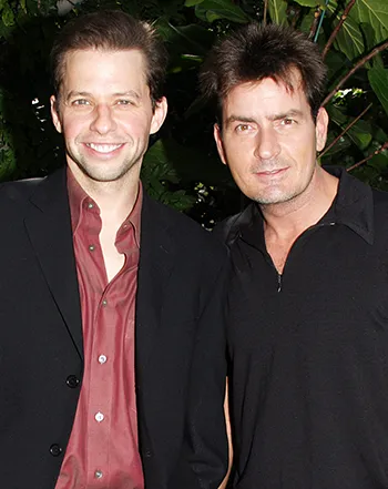1426700764_jon cryer charlie sheen 441