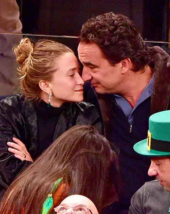 1426701460_466664316_mary kate olsen olivier sarkozy 350