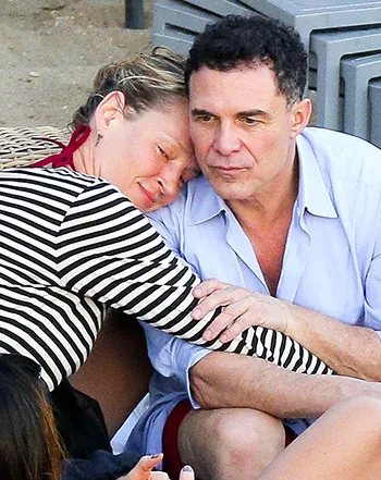 1427134411_uma thurman andre balazs 441