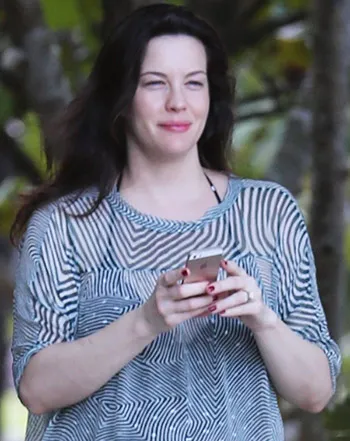 1428352141_liv tyler 441