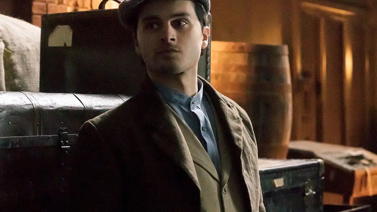 Michael Malarkey on "The Vampire Diaries"