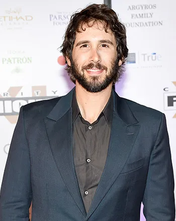 1429558730_josh groban 441