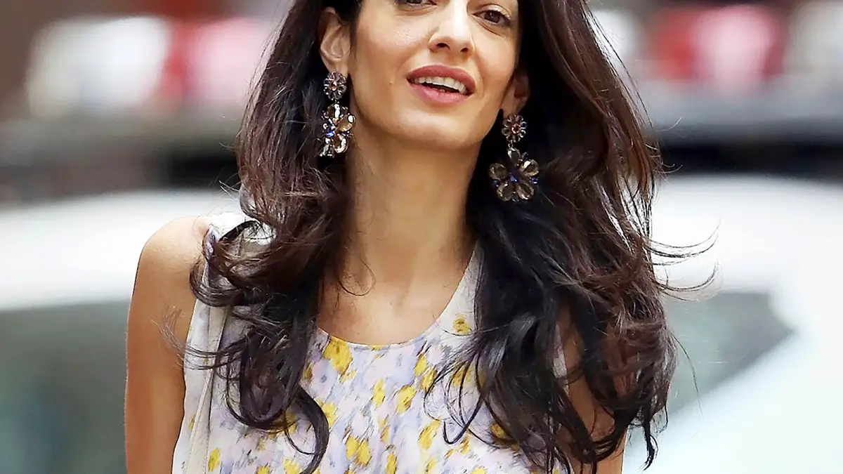 Amal Alamuddin visits George Clooney on the set of "Money Monster"