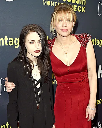 1429720690_frances bean cobain courtney love 350