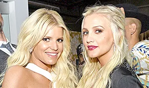 1429881262_jessica simpson ashlee simpson 300