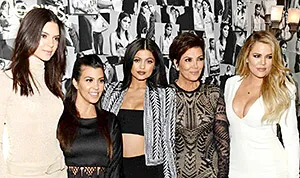 1429885227_kendall kylie jenner kourtney khloe kardashian 300