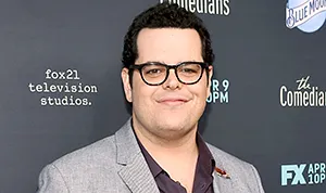 1430165641_josh gad 178