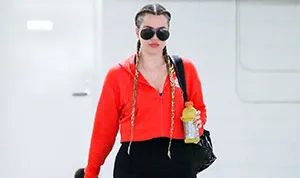 1430354137_khloe kardashian workout 178